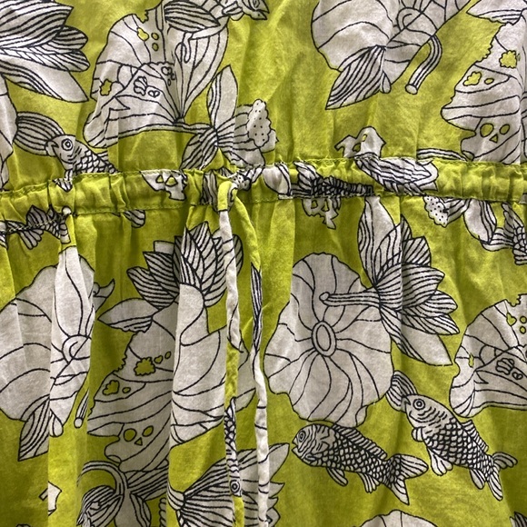 Green and White Printed V-Neck Sheer dress M - Picture 6 of 7